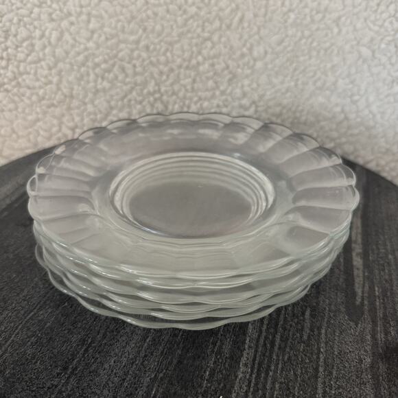 Vintage Duralex Clear Glass Salad or Dessert Plates Ruffle Edge - Set of 6 - Picture 1 of 4